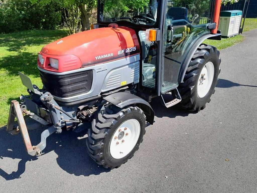 Yanmar EF 235 HST midi/minitrekker NL kenteken