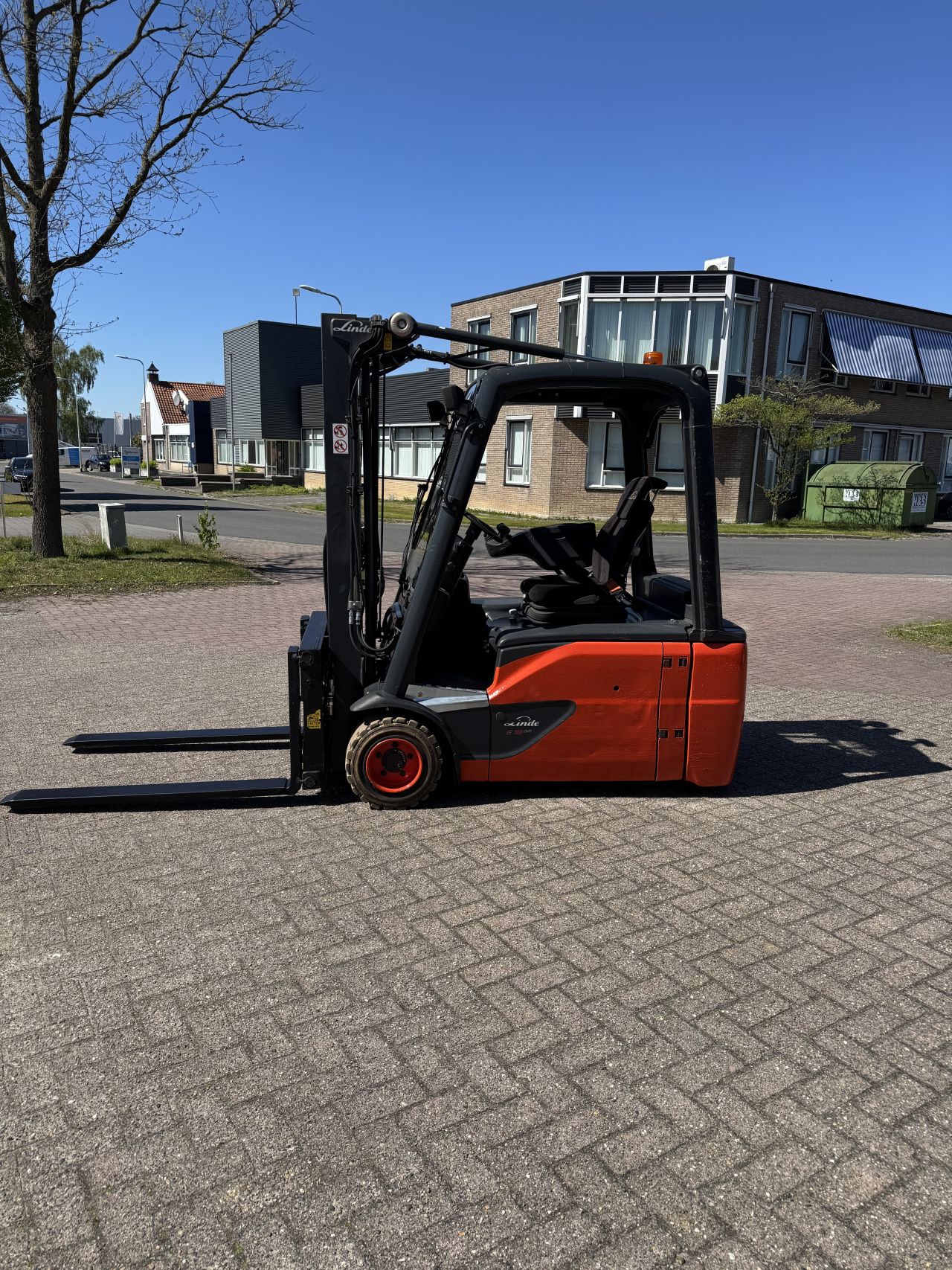 Linde E18 EVO 2018/2021 VORKENVERSTELLER / UITSCHUIFBARE VORKEN