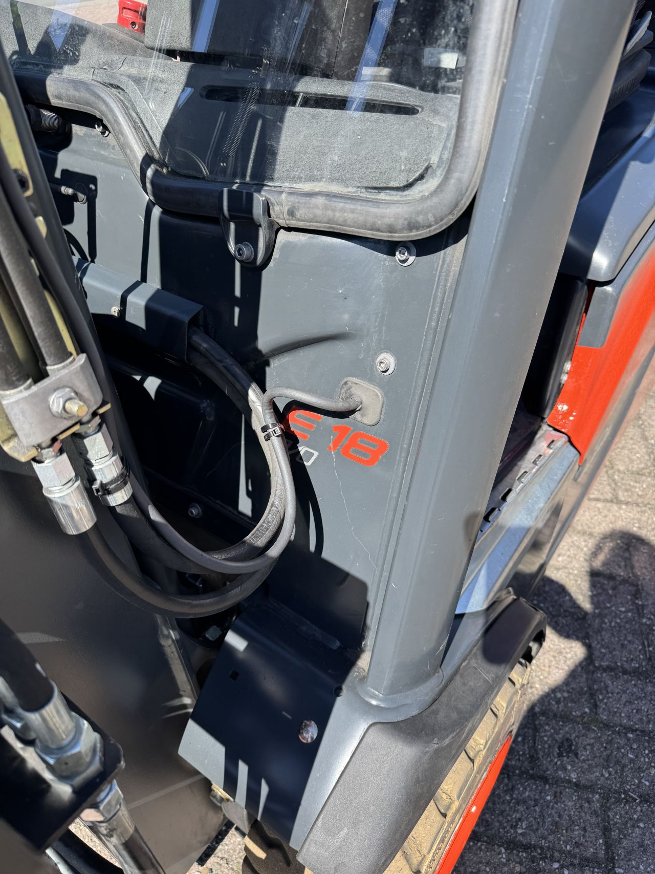 Linde E18 EVO 2018/2021 VORKENVERSTELLER / UITSCHUIFBARE VORKEN