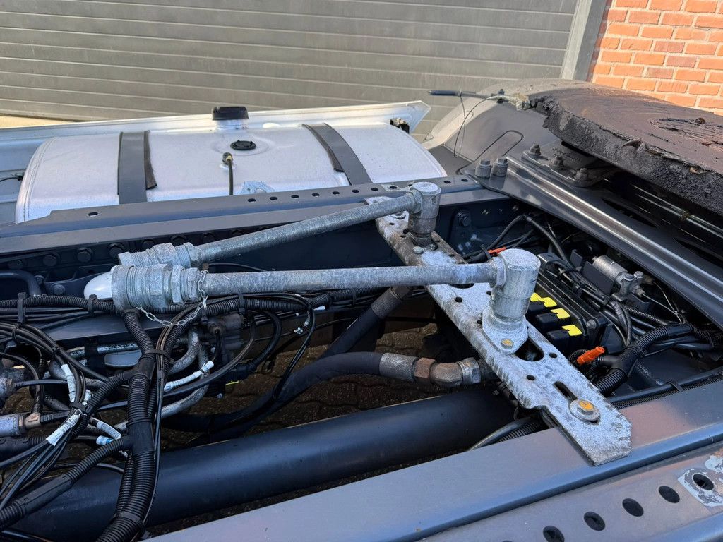 DAF XG 480 Hydraulic Standairco Retarder 194.104KM NL Truck