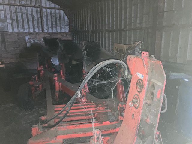 Niemeyer 4 Schaar Wentelploeg