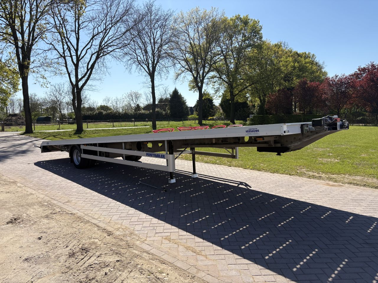 Be oplegger VF MINITRAILER ambulance auto transporter met Lier