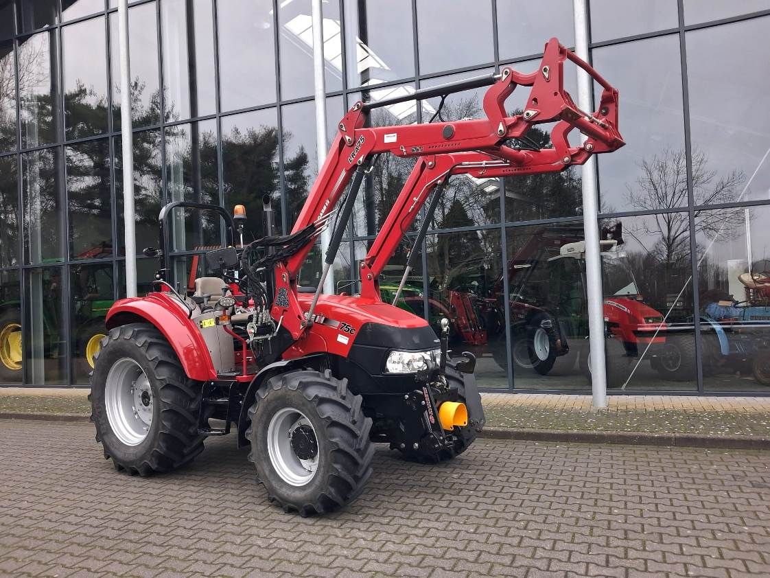 Case-IH Farmall 75C + frontlader + fronthef en PTO