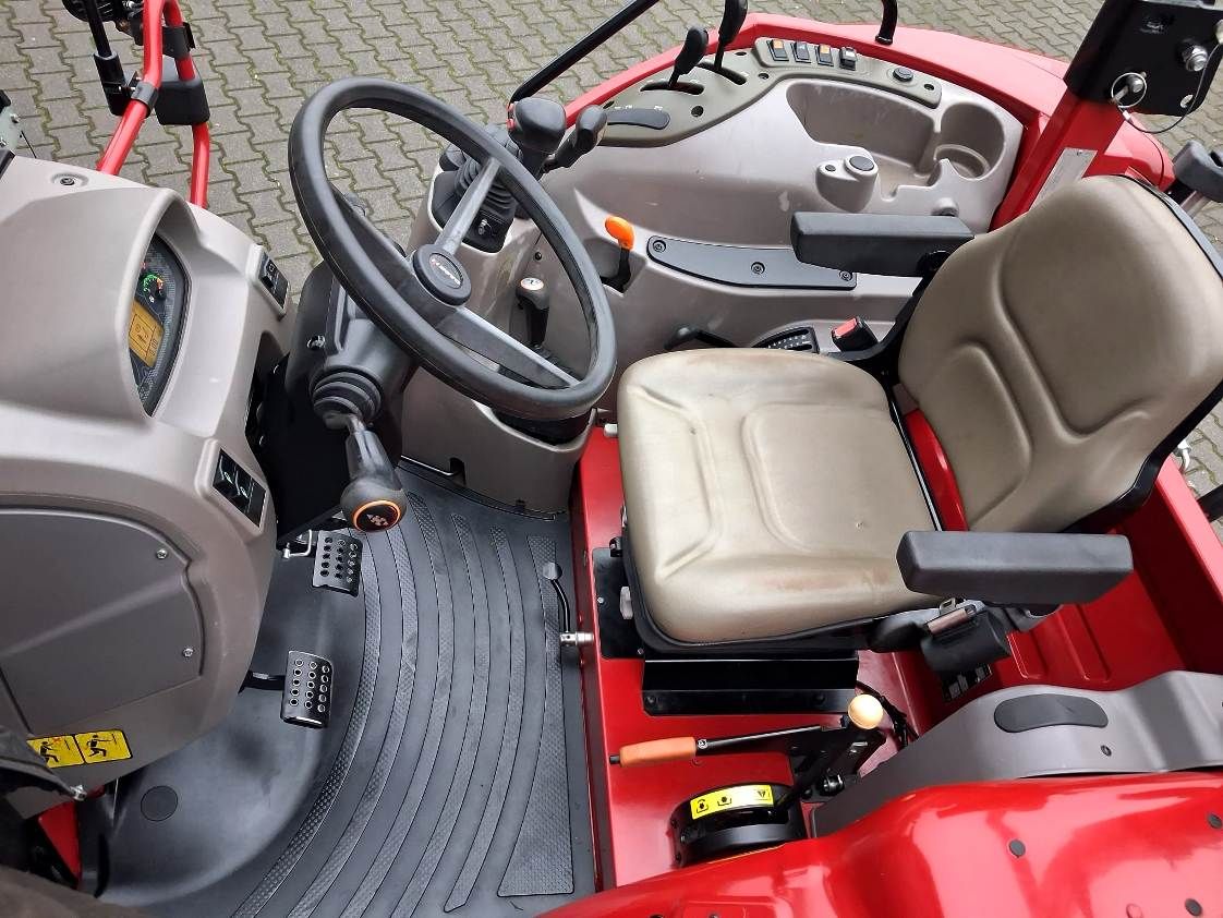 Case-IH Farmall 75C + frontlader + fronthef en PTO