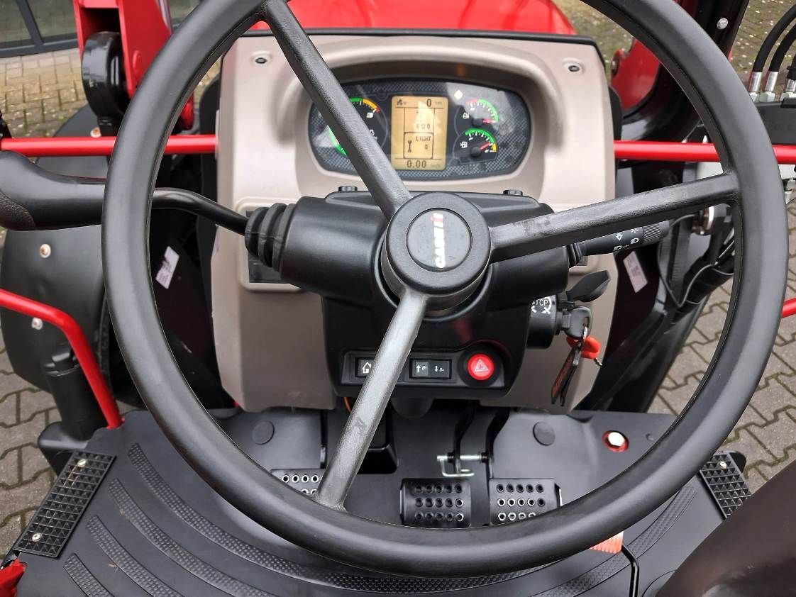 Case-IH Farmall 75C + frontlader + fronthef en PTO