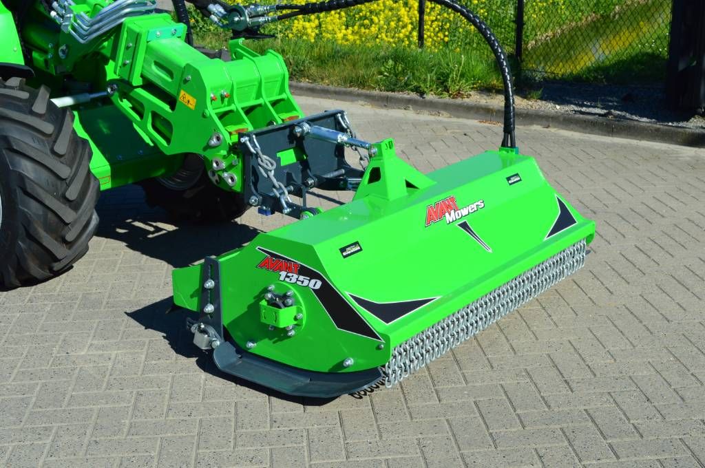 Avant 1350 Klepelmaaier