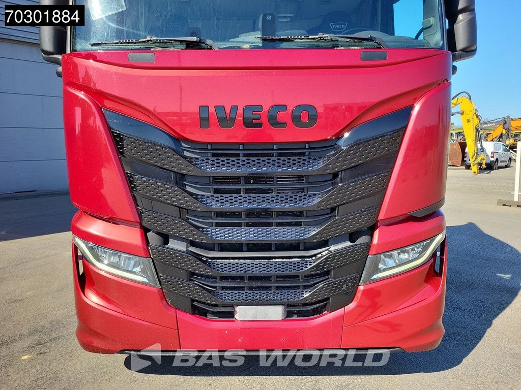 Iveco S-Way 570 4X2 Retarder 2xTanks Standklima ACC Navi