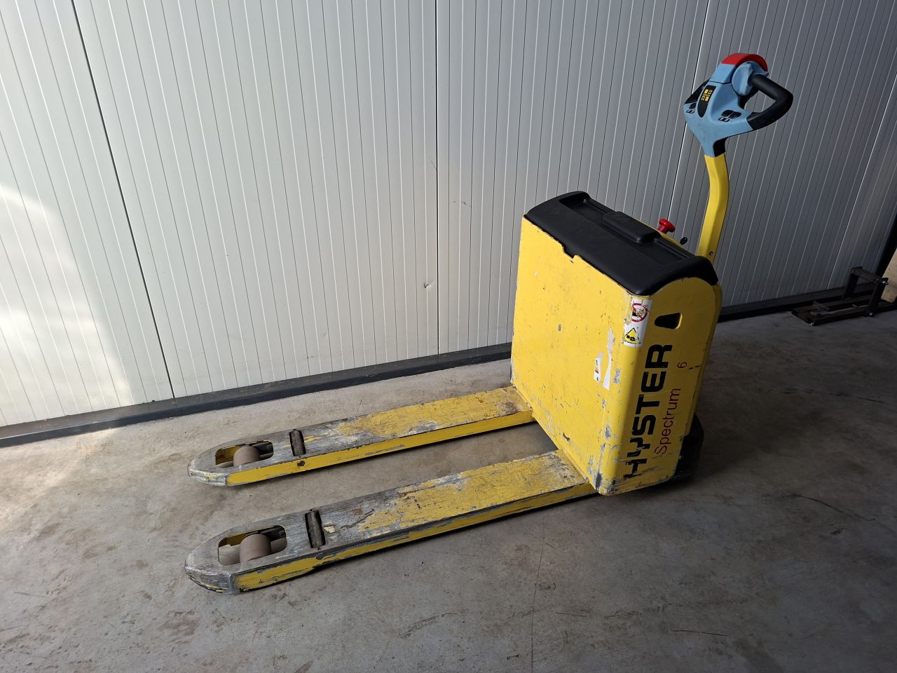 Hyster P1.6 elektrische palletwagen slechts 177 uur