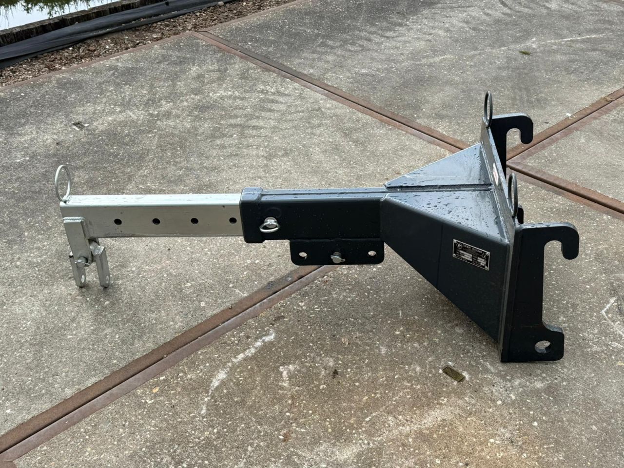 Gebr. Geens uitschuifbare hijsarm Giant aansluiting