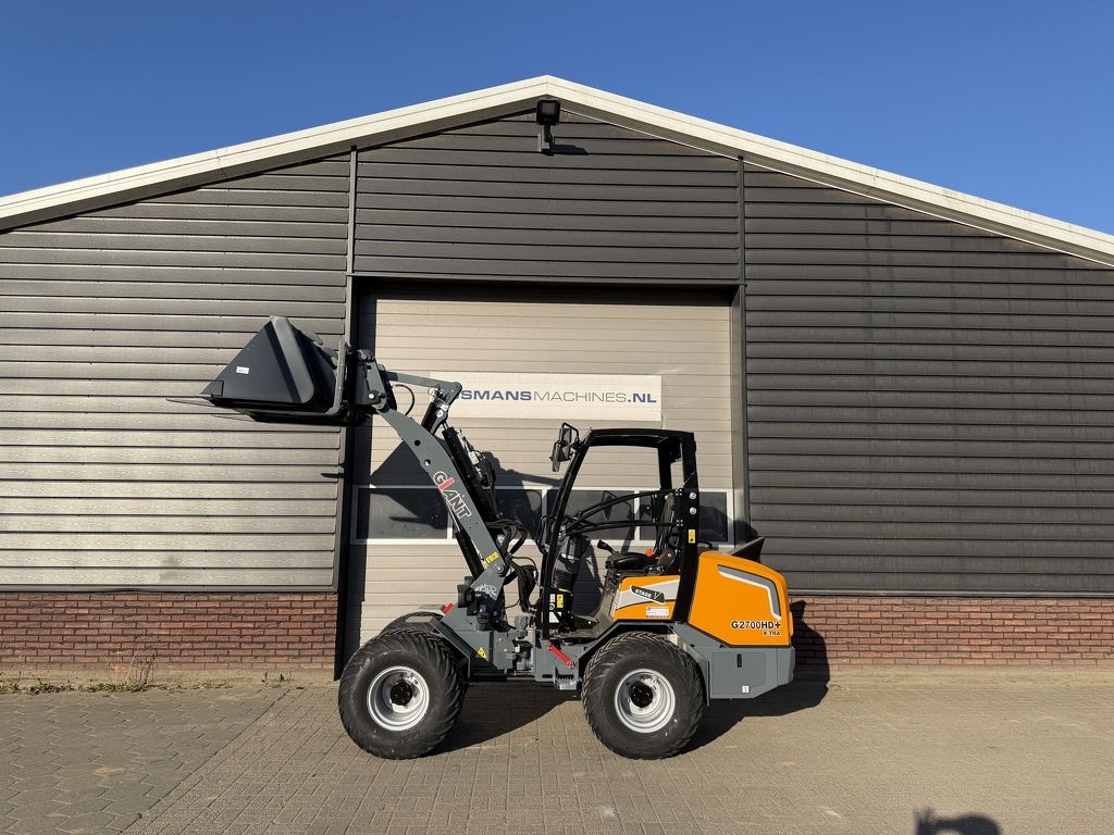 Giant G2700 X-TRA HD+ shovel / kniklader NIEUW budget