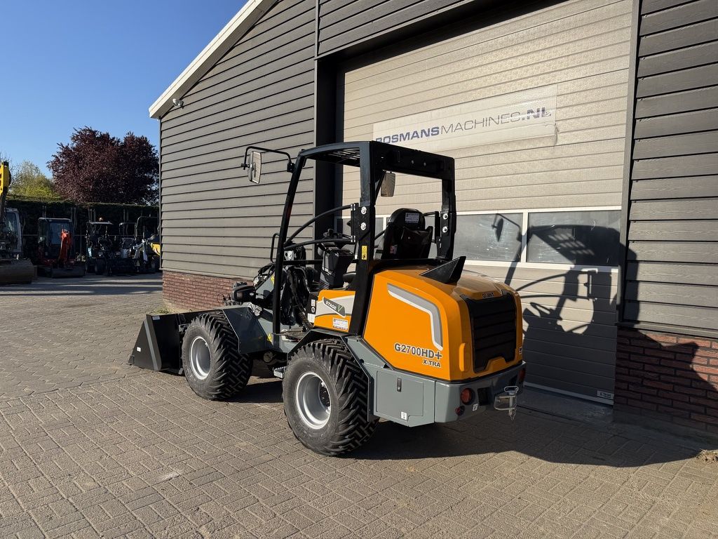 Giant G2700 X-TRA HD+ shovel / kniklader NIEUW budget