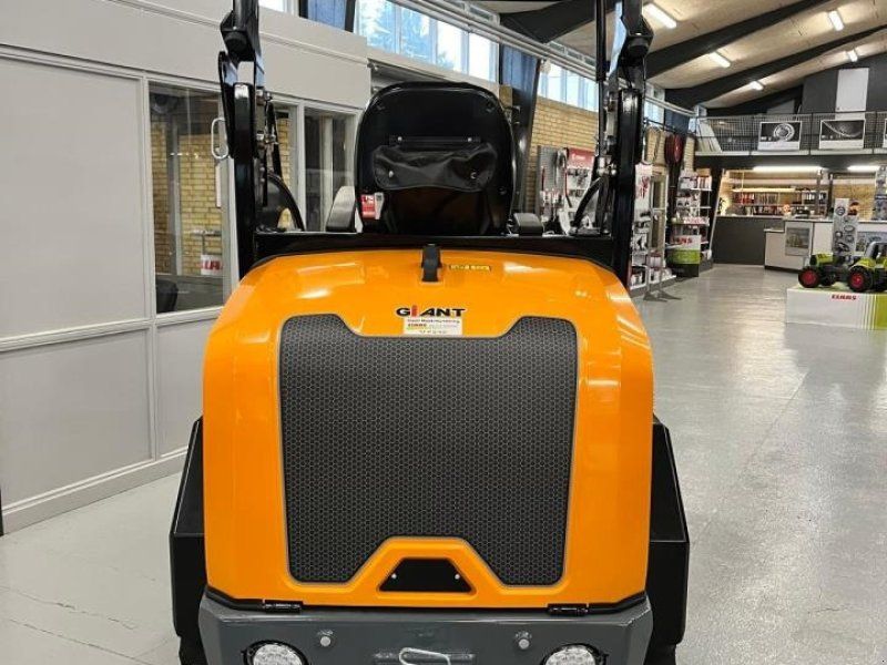 Giant HML-G2700E HD PLUS