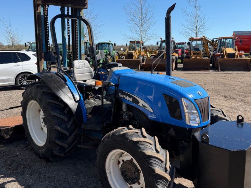 New Holland TN60A Byggelift med kurv KUN KØRT 944 timer