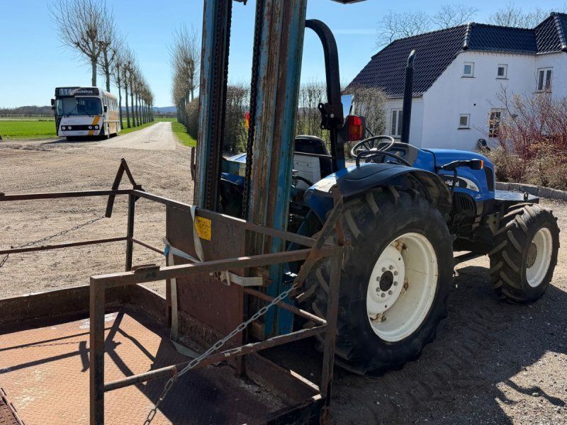 New Holland TN60A Byggelift med kurv KUN KØRT 944 timer