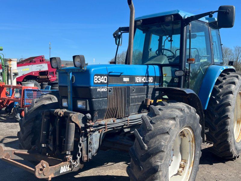 New Holland 8340