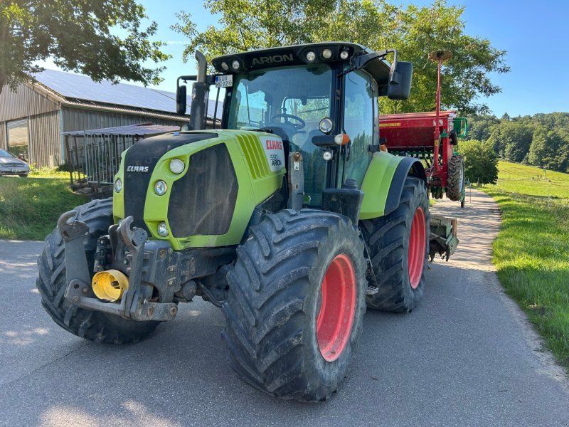 Claas Arion 550