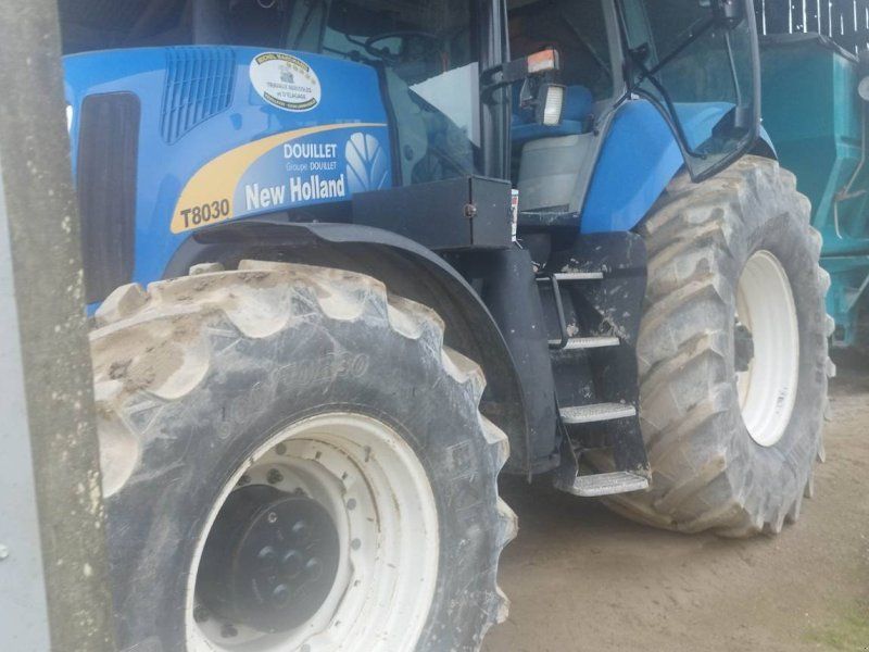 New Holland T8030