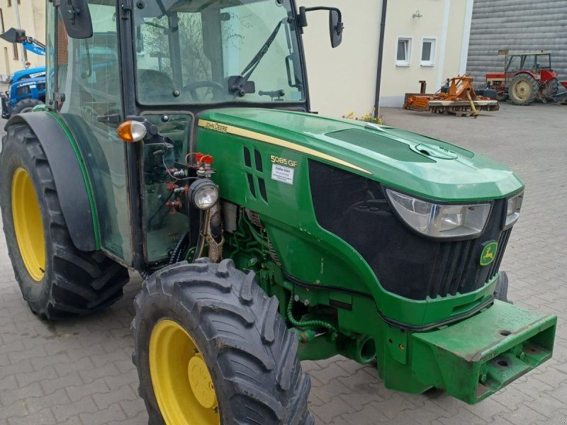 John Deere 5085 GF