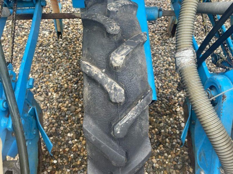 Monosem NG 4-reihig 50-75 cm möglich Düngerstreuer