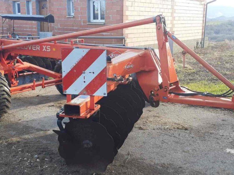 Kuhn XS 32