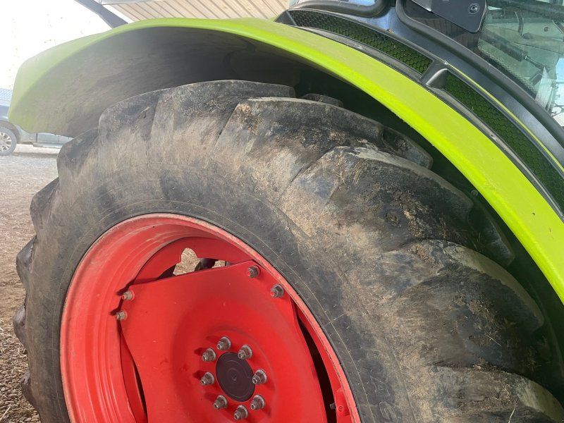 Claas ARION 410 SUR MESURE