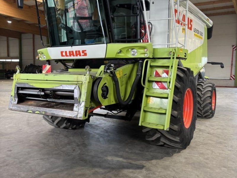 Claas lexion 560