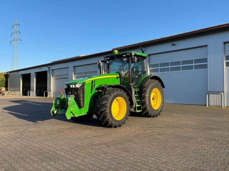 John Deere 8370R