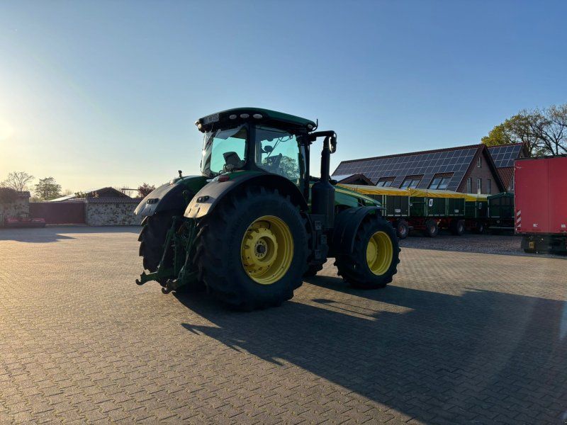 John Deere 8370R