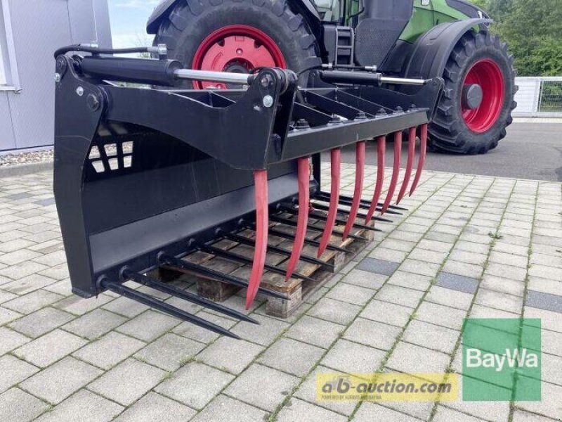 Giant DUNG- UND SILAGEZANGE 200 CM