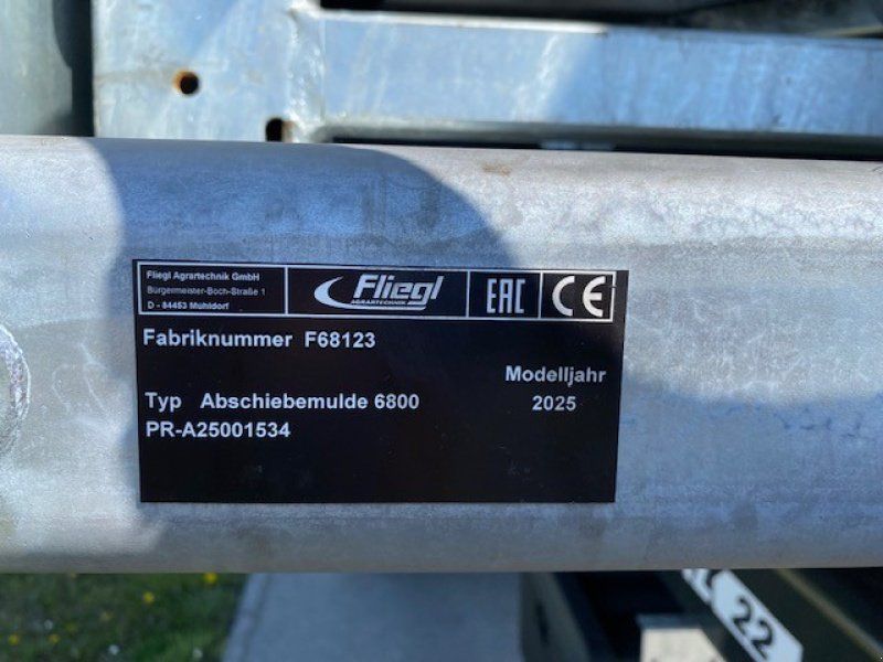 Fliegl ASA 6800 Abschiebemulde mit Hackenliftrahmen