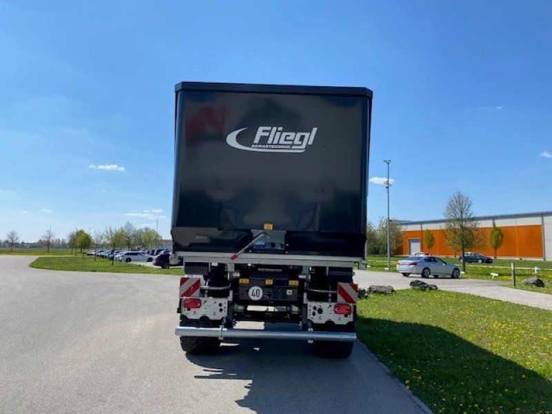 Fliegl ASA 6800 Abschiebemulde mit Hackenliftrahmen