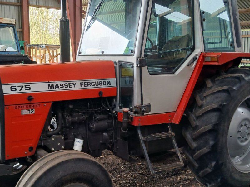 Massey Ferguson 675