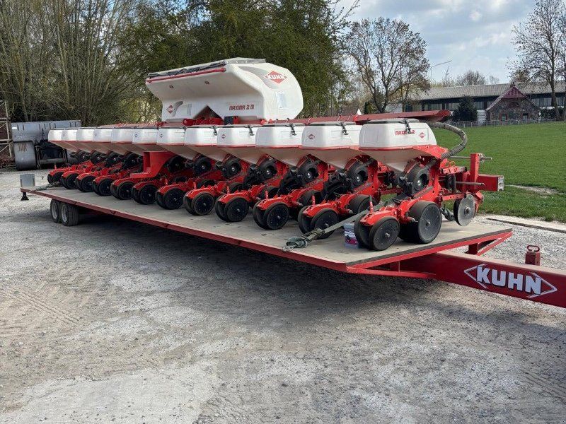 Kuhn MAXIMA 2