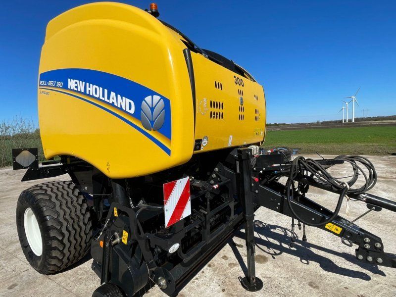 New Holland RB 180  super feed