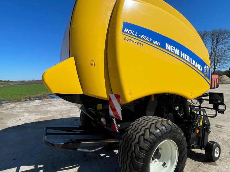 New Holland RB 180  super feed