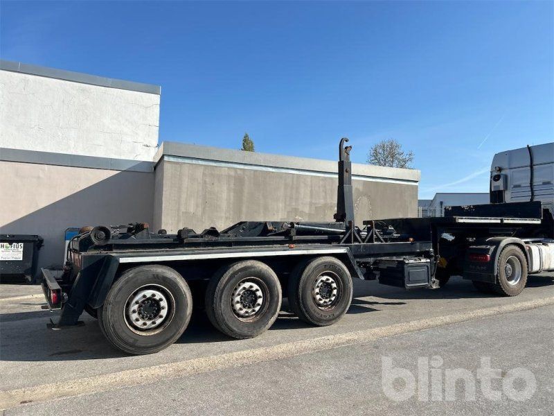 Walter Krause S01 mit Hakenlift