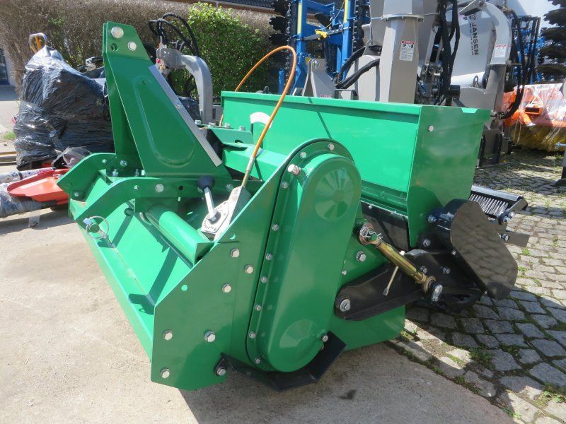 125 Bodenumkehrfräse + Saatgutbehälter + Gelenkwelle