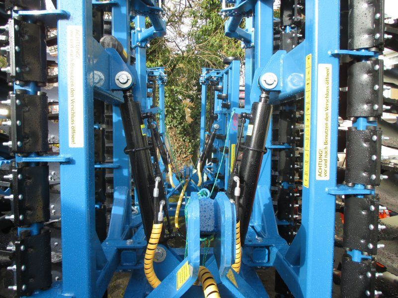 Agripol Titanum 450 mit Dachringwalze hydr.klappbar