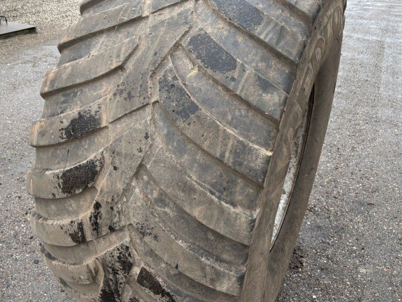 Vredestein 750/60R30.5 SAMSON PG 25