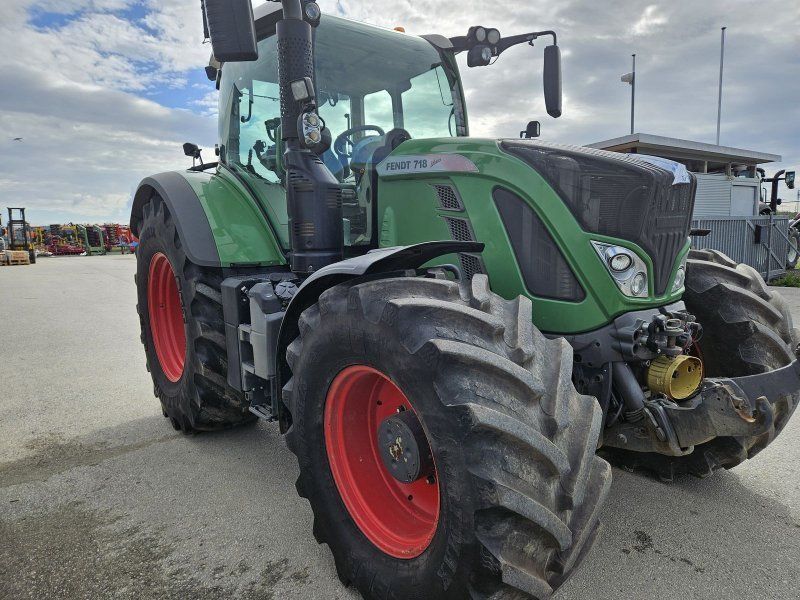Fendt 718 Vario