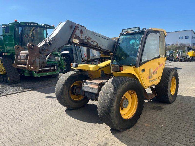 New Holland LM 430