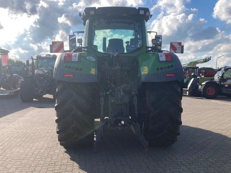 Fendt 942 Vario Gen6 Profi+