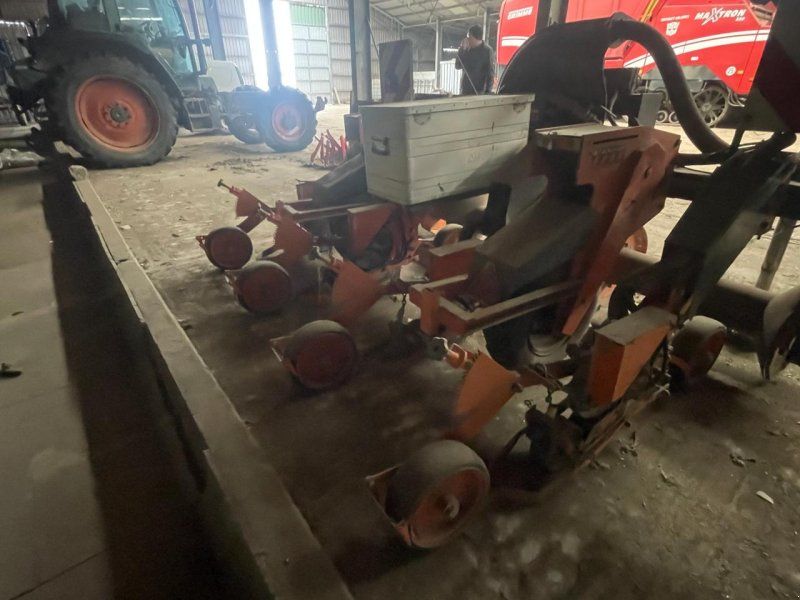 Stanhay 4 Möhrensähmaschine