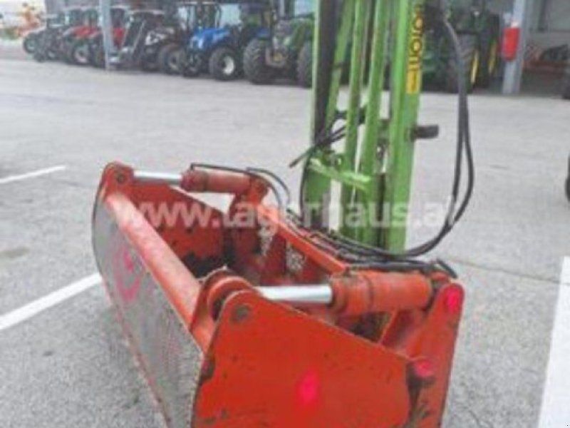 Siloschneidzange mit Hubgerüst