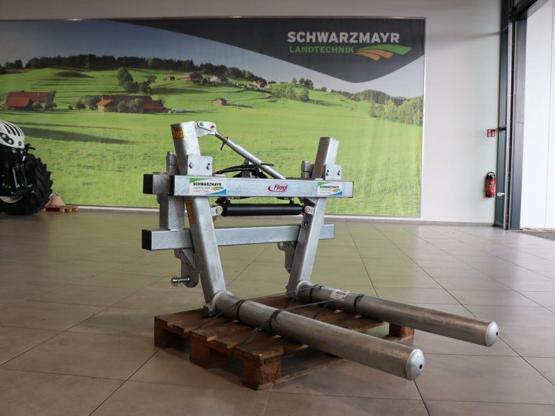 Fliegl AgroCenter Ballengabel hydr.