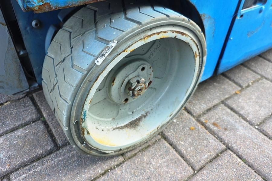 Genie GS1932 Electric, Working Height 7.8 m, 227kg Capac