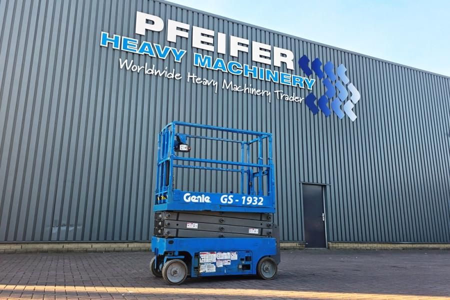 Genie GS1932 Electric, Working Height 7.8 m, 227kg Capac