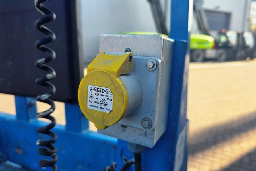 Genie GS1932 Electric, Working Height 7.8 m, 227kg Capac