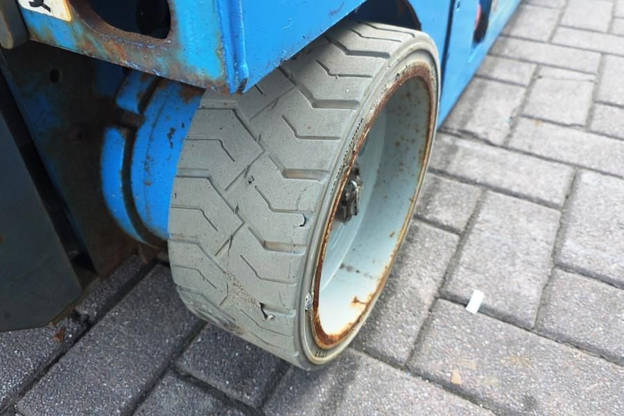 Genie GS1932 Electric, Working Height 7.8 m, 227kg Capac