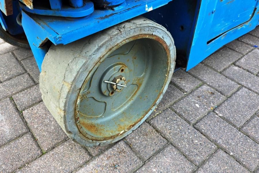 Genie GS2632 Electric, 10m Working Height, 227kg Capacit